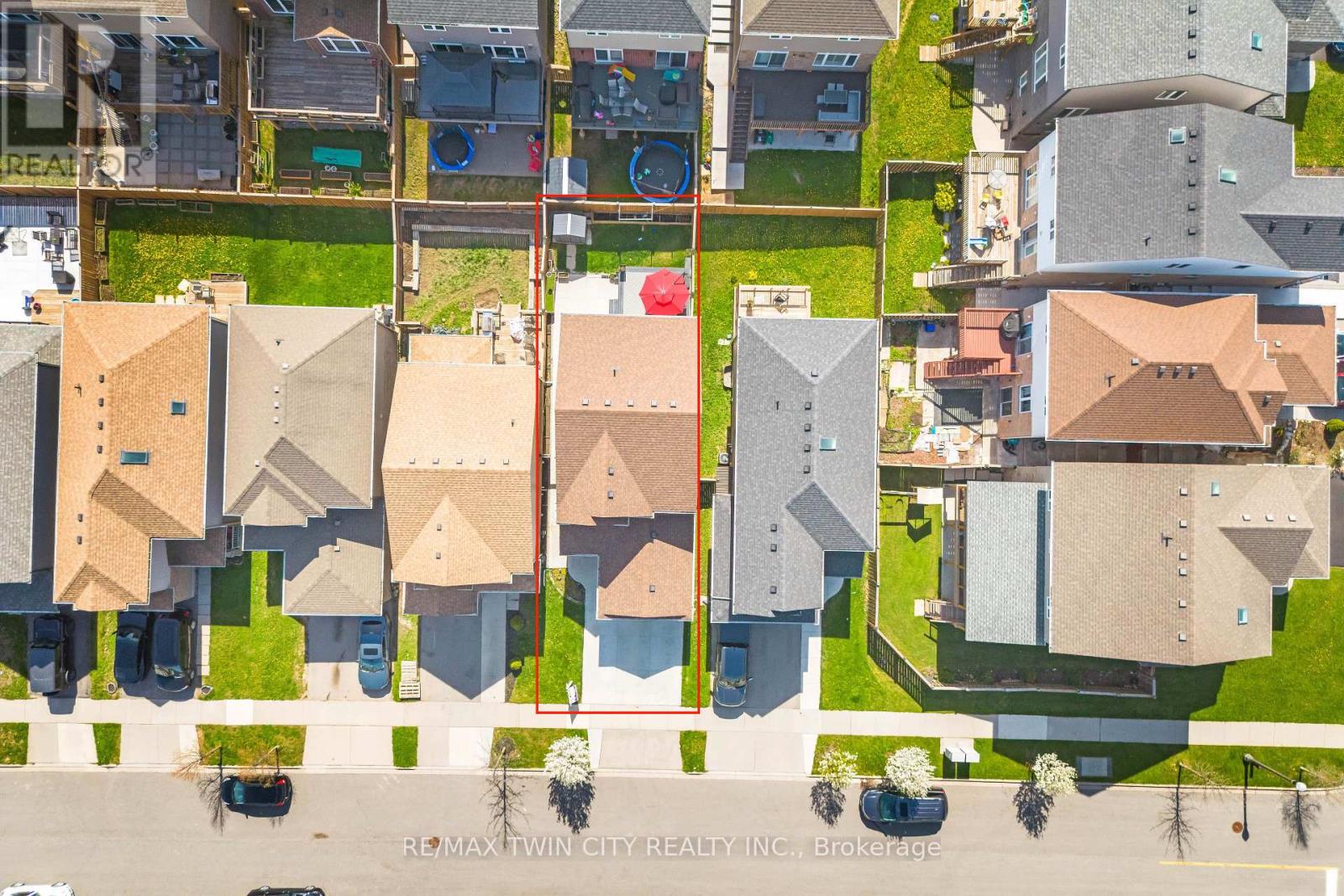 10 Sandybay Avenue, Kitchener, Ontario  N2A 0H7 - Photo 47 - X13098326