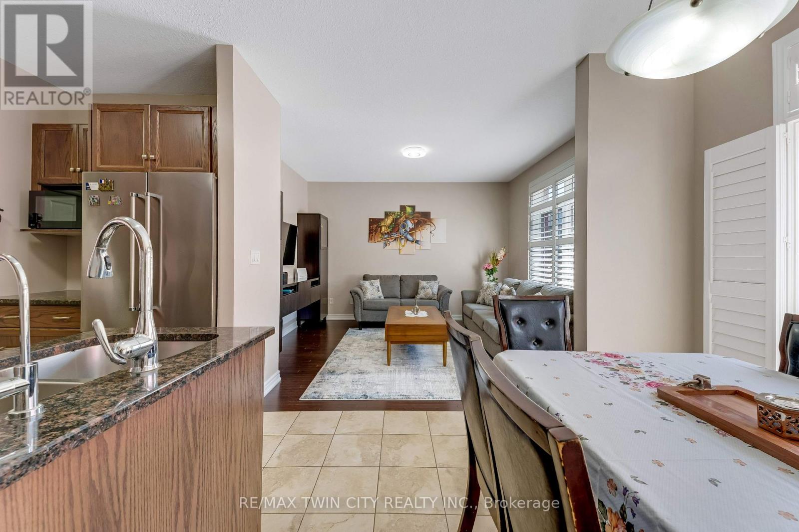10 Sandybay Avenue, Kitchener, Ontario  N2A 0H7 - Photo 8 - X13098326