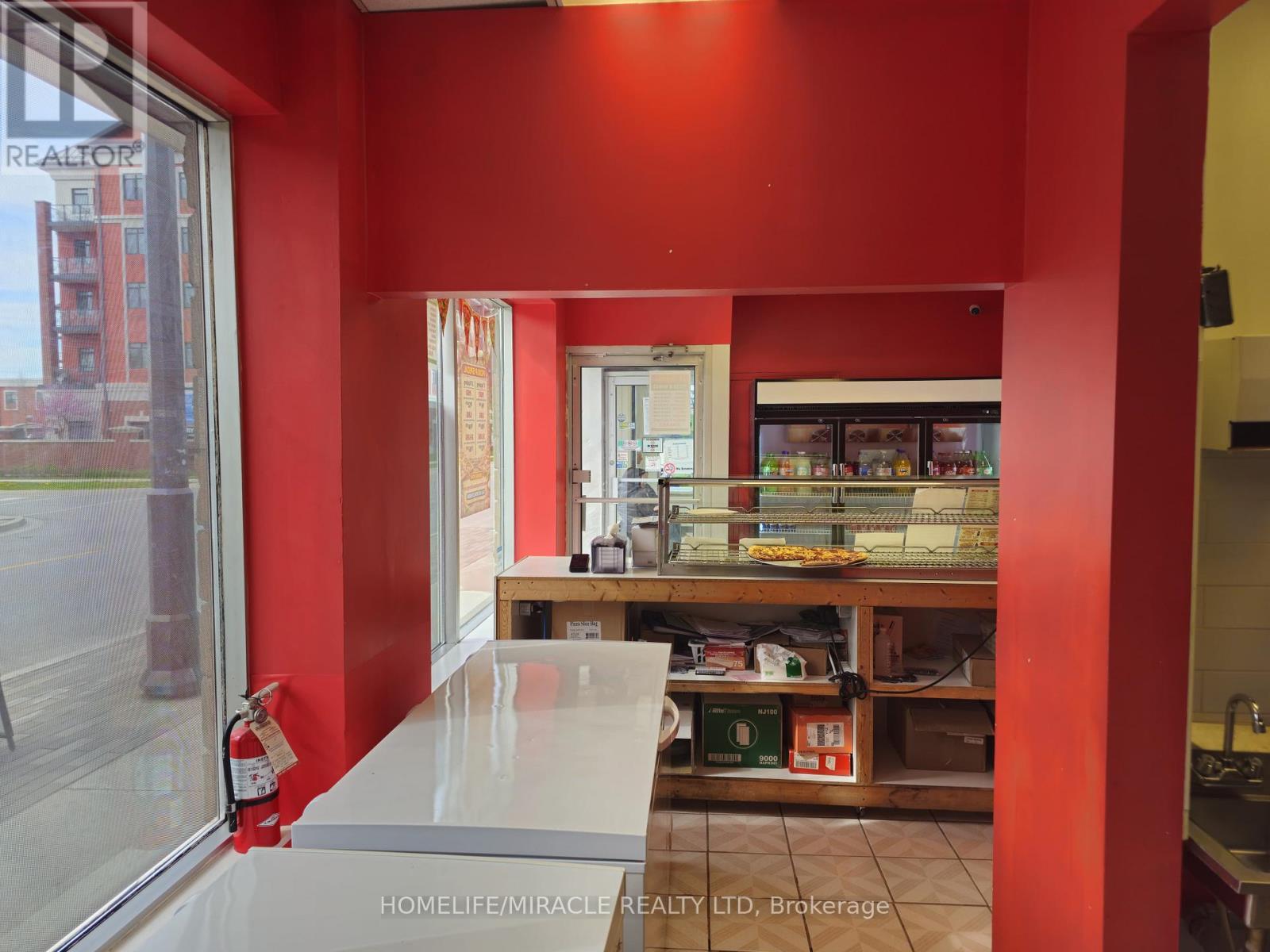 2 - 71 Ross Street, St. Thomas, Ontario  N5R 3X6 - Photo 7 - X13098392