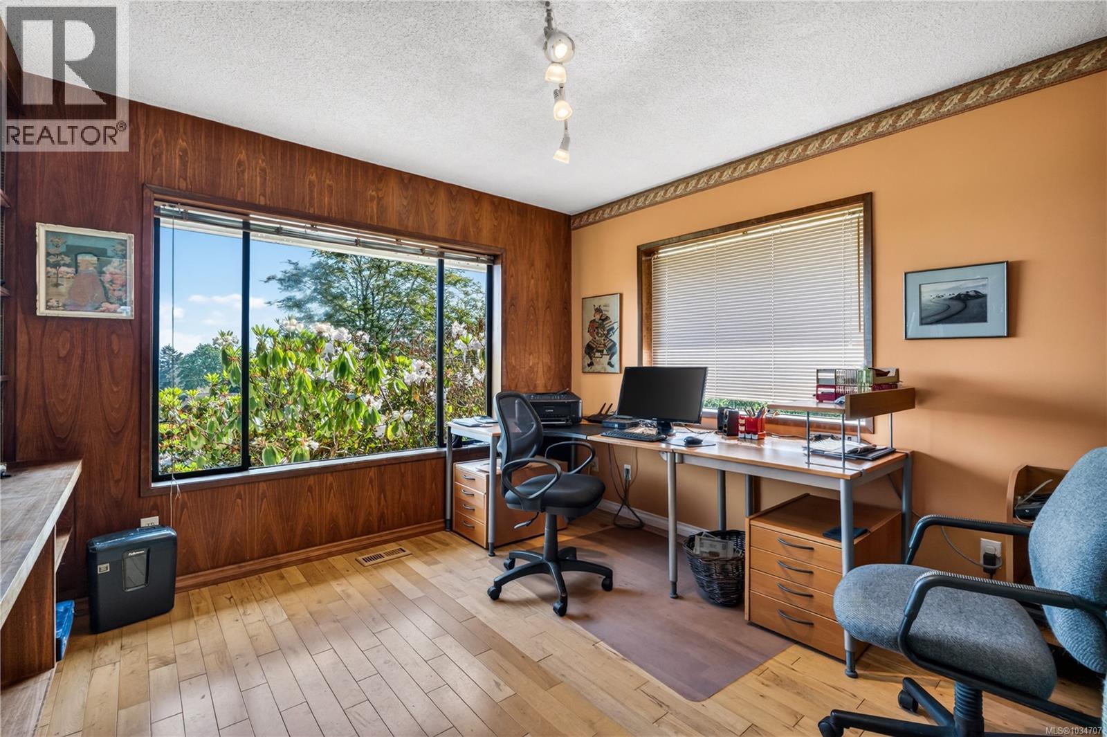 6454 Oldfield Rd, Central Saanich, British Columbia  V8M 1X8 - Photo 32 - 1034707