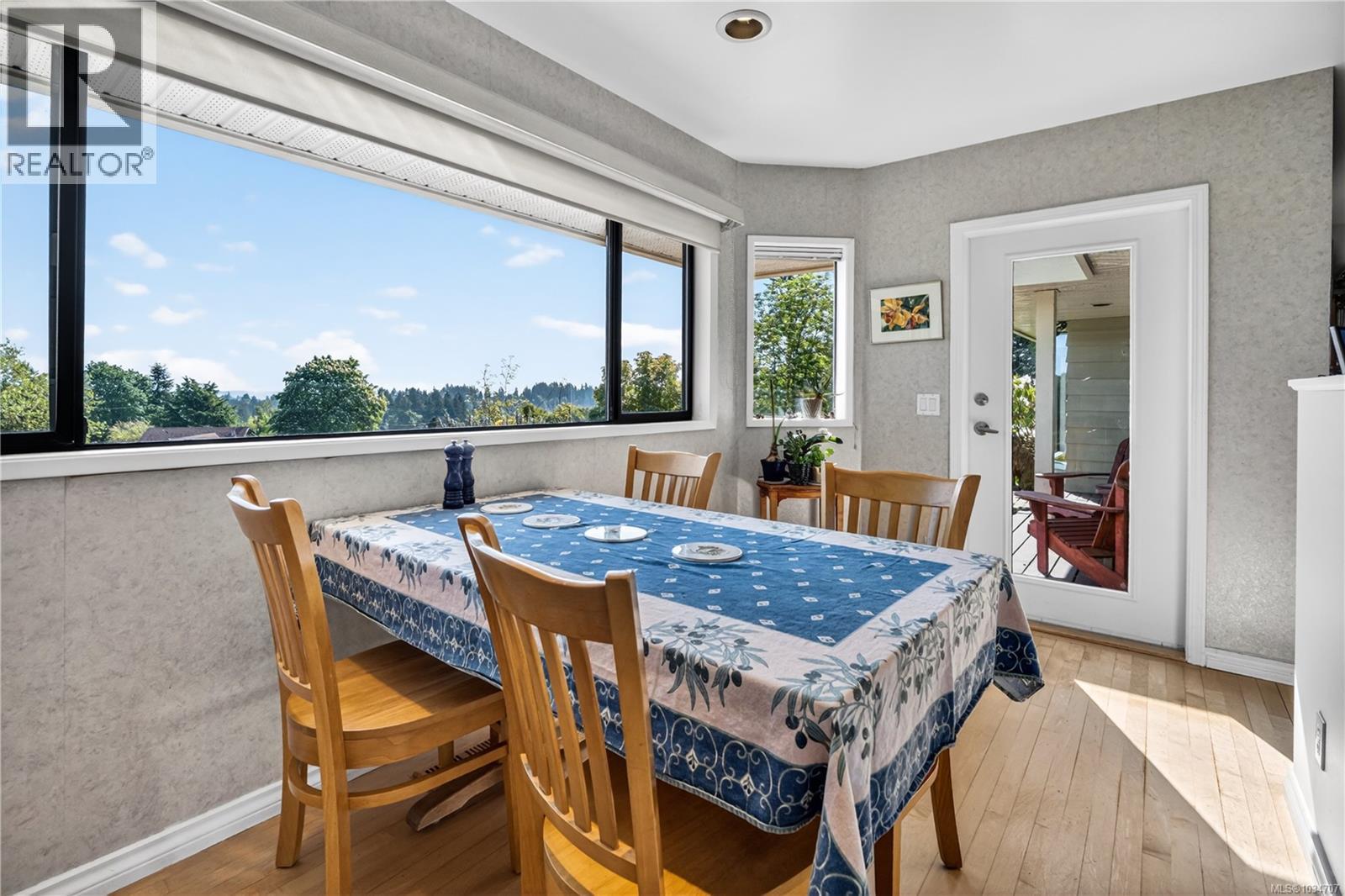 6454 Oldfield Rd, Central Saanich, British Columbia  V8M 1X8 - Photo 19 - 1034707