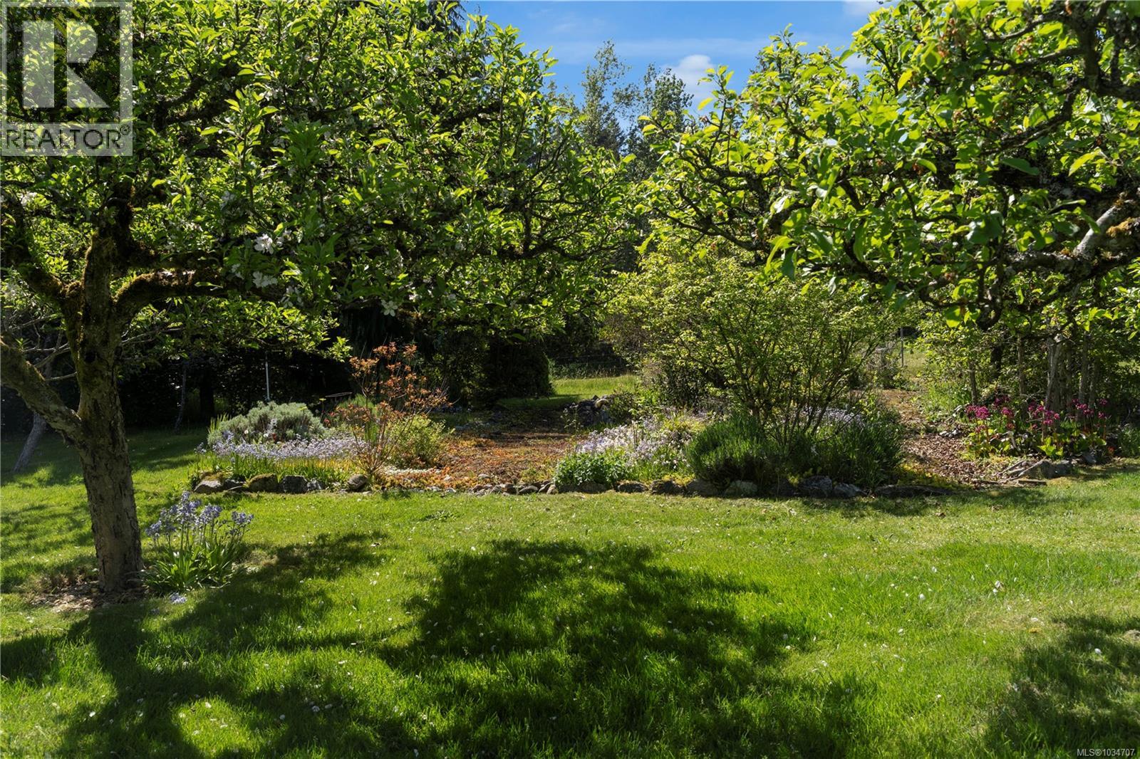 6454 Oldfield Rd, Central Saanich, British Columbia  V8M 1X8 - Photo 52 - 1034707