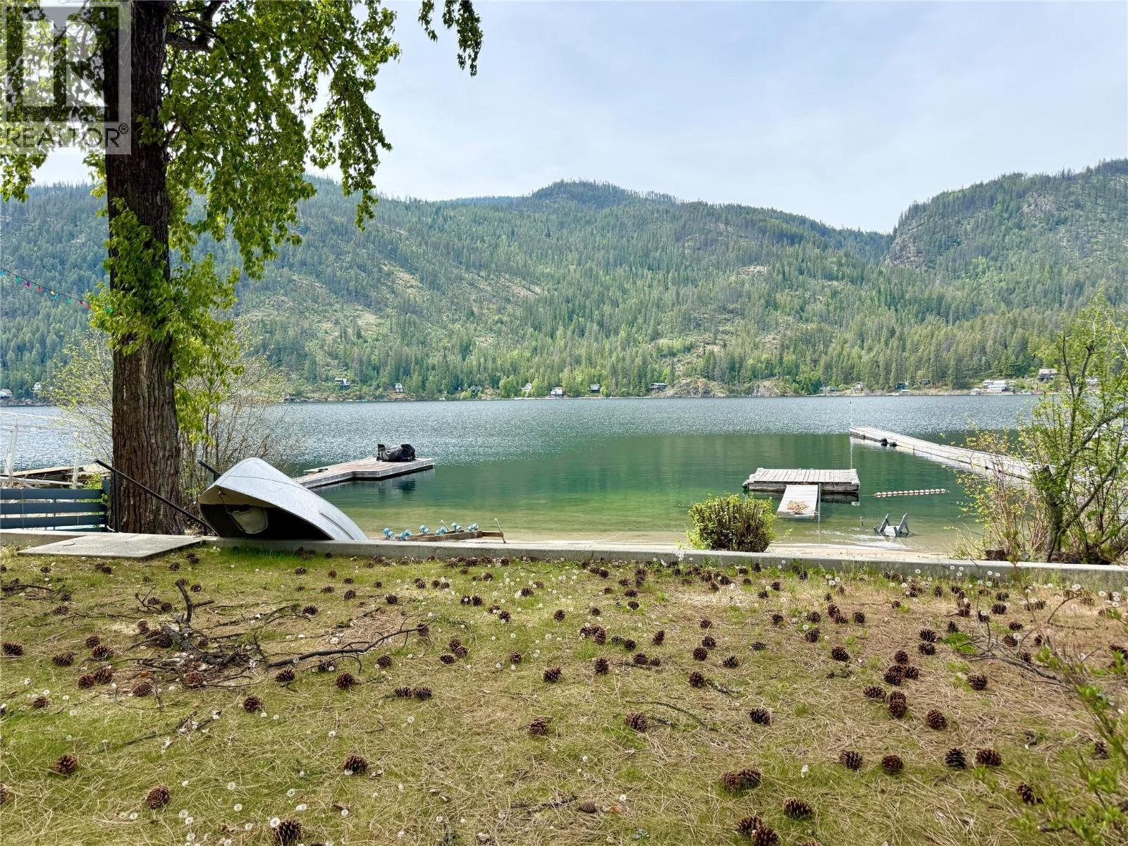 189 Alpine Road, Christina Lake, British Columbia  V0H 1E1 - Photo 4 - 10386446