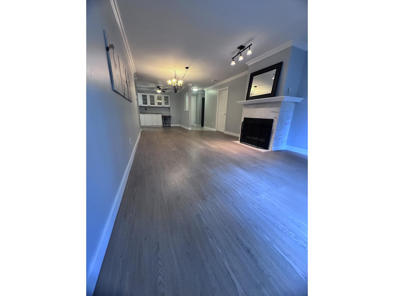 106 1533 Best Street, White Rock, British Columbia  V4B 4E9 - Photo 4 - R3120481