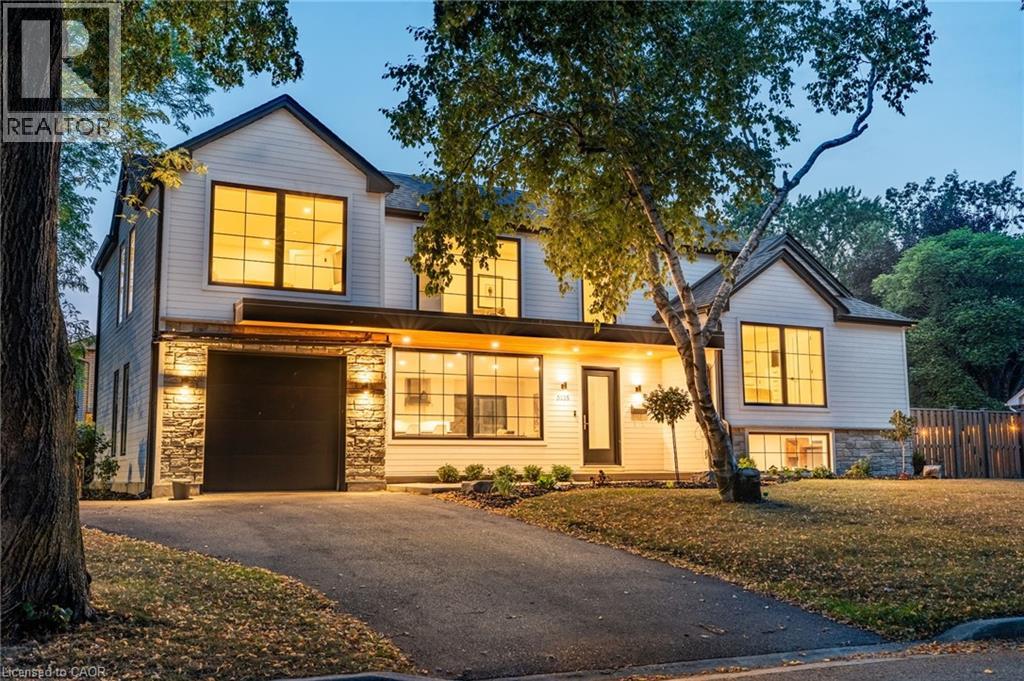5135 MULBERRY Drive, Burlington, Ontario
