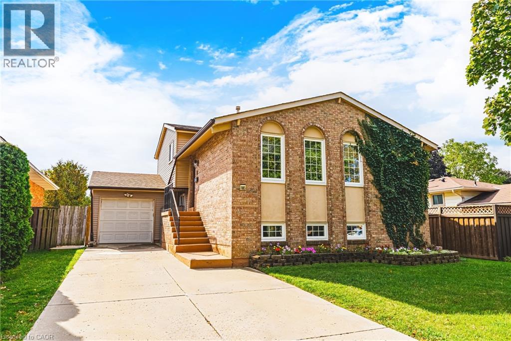 16 APEX Court, Stoney Creek, Ontario