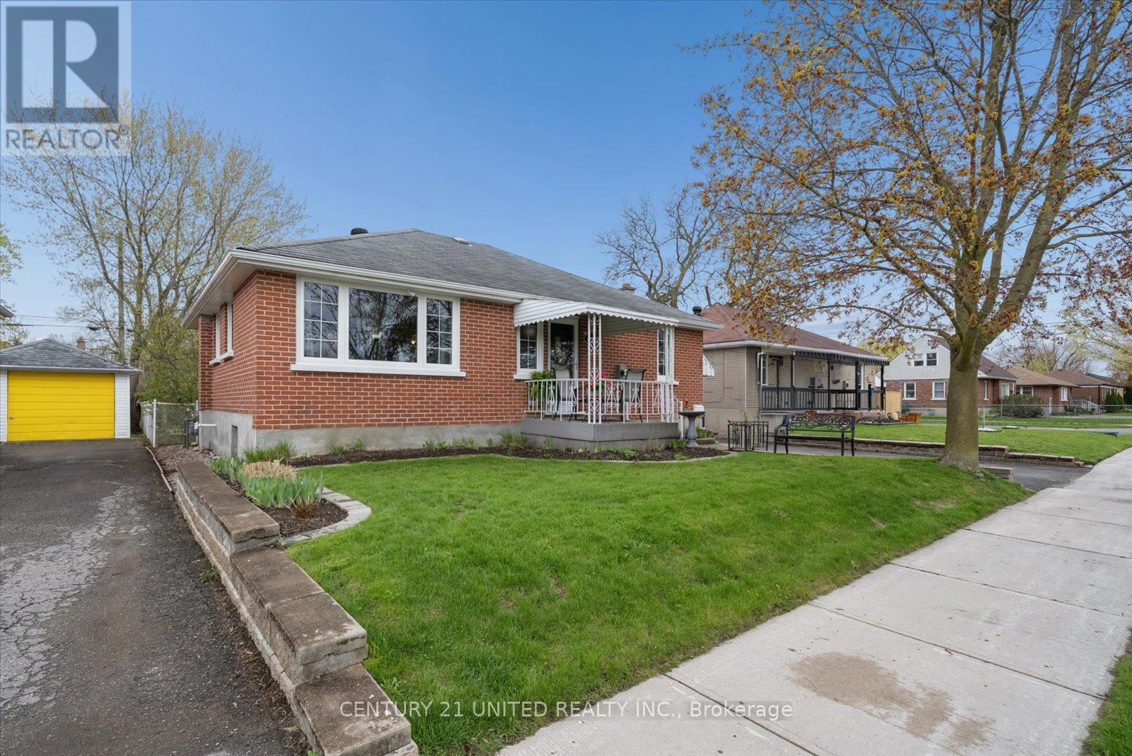 679 Bellaire Street, Peterborough, Ontario  K9J 3Y5 - Photo 5 - X13098498