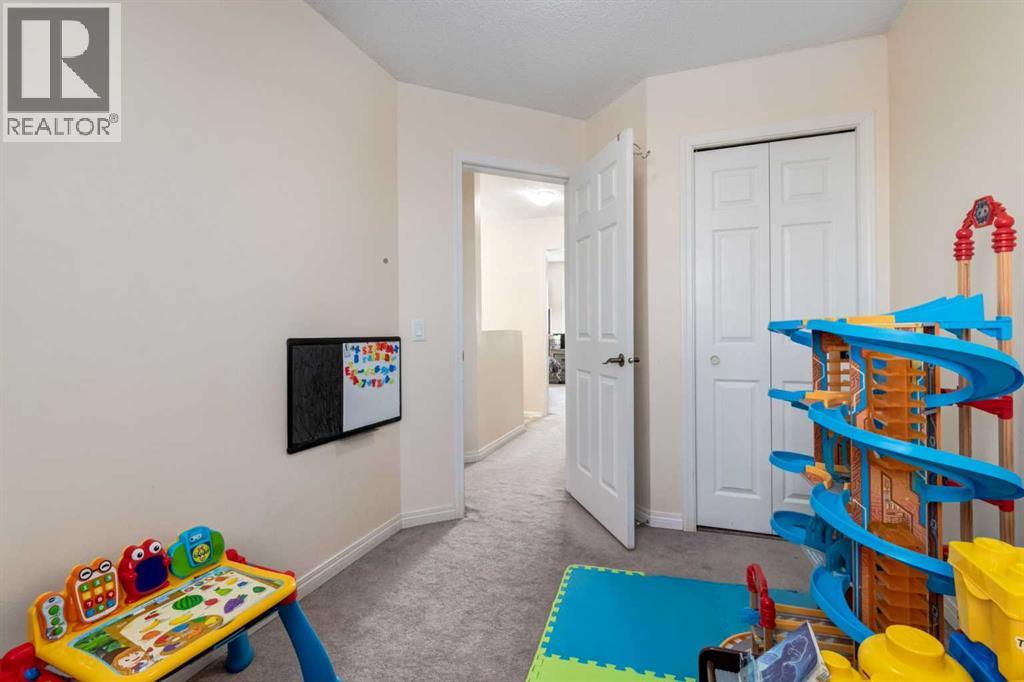 150 Martinbrook Road NE, Calgary, Alberta  T3J 3E3 - Photo 17 - A2285710