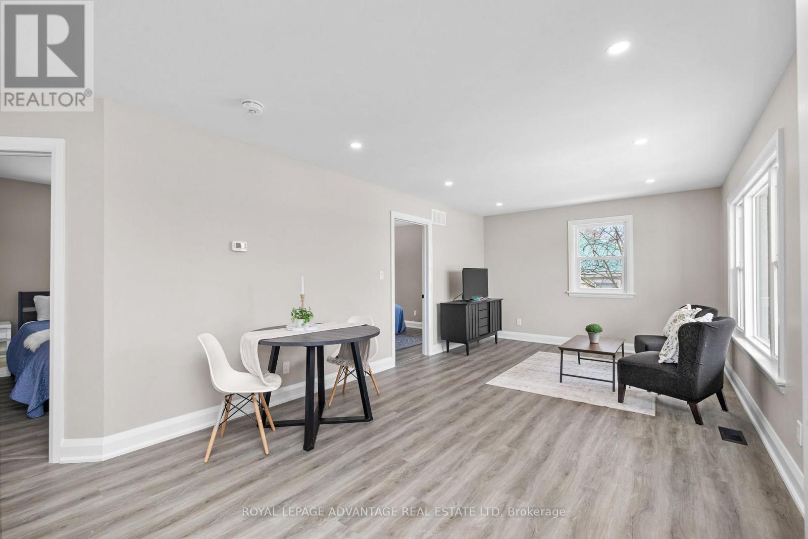 7510 Roger Stevens Drive, Montague, Ontario  K7A 4X9 - Photo 4 - X12843244