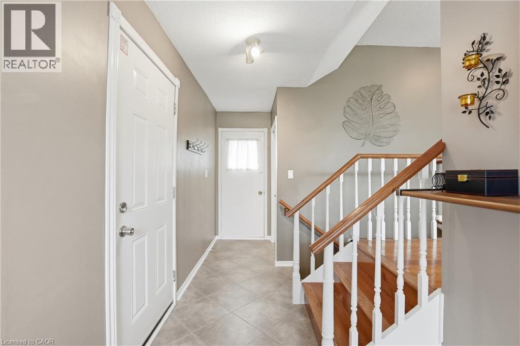 3141 Bentworth Drive, Burlington, Ontario  L7M 1V9 - Photo 5 - 40828165
