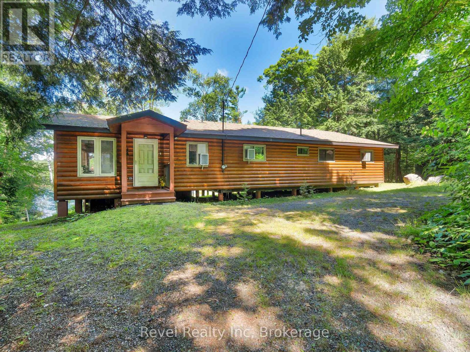 1022 Bird Lake Crescent, Bracebridge (Oakley), Ontario  P1L 1X1 - Photo 2 - X13098628
