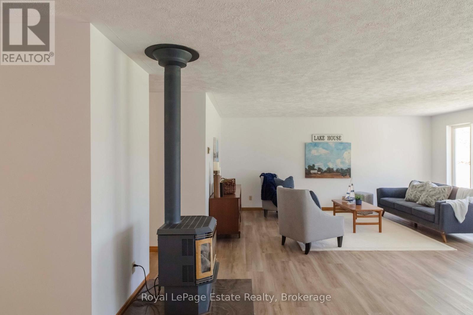 58 Graham Crescent, South Bruce Peninsula, Ontario  N0H 2G0 - Photo 16 - X13098730