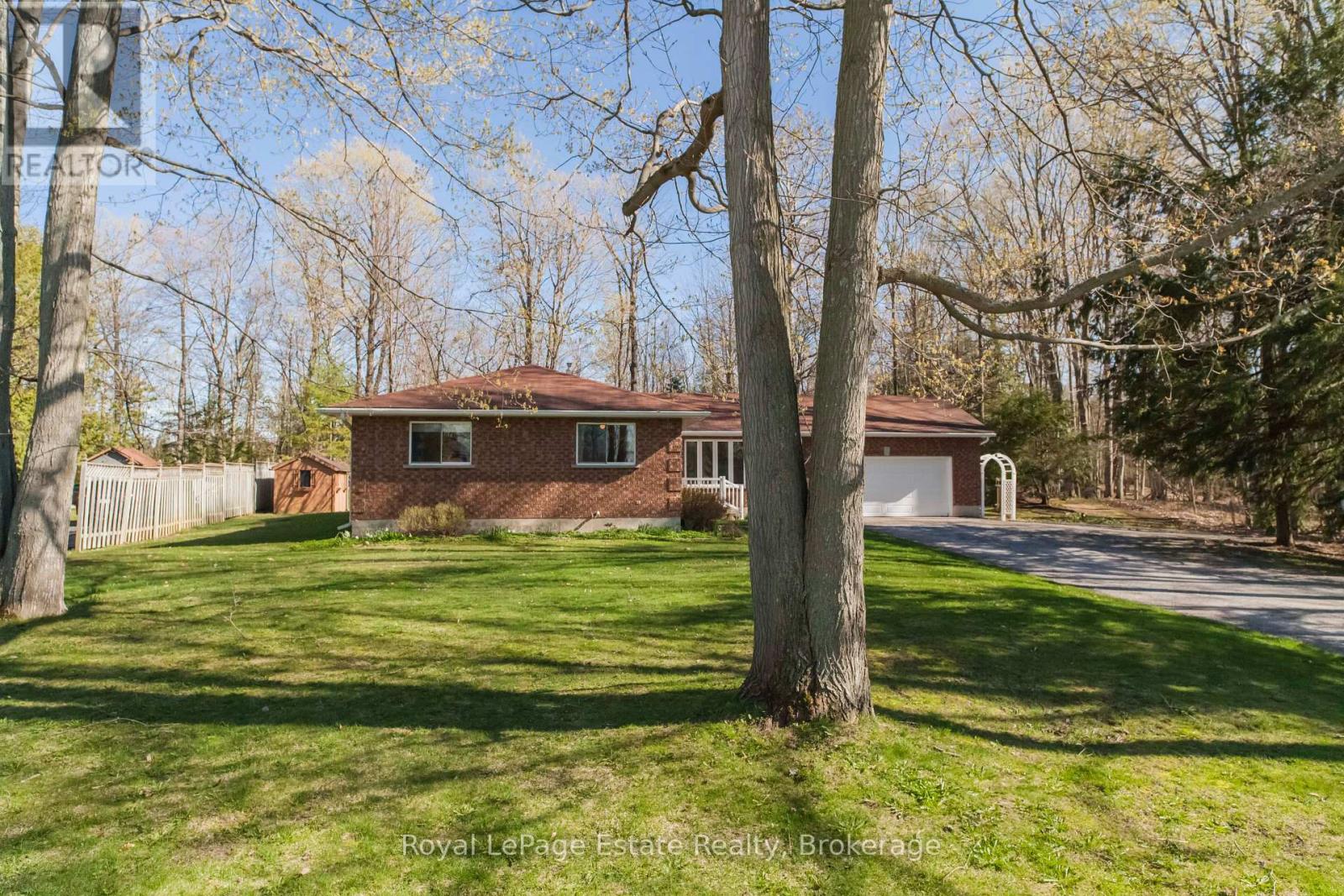 58 Graham Crescent, South Bruce Peninsula, Ontario  N0H 2G0 - Photo 4 - X13098730
