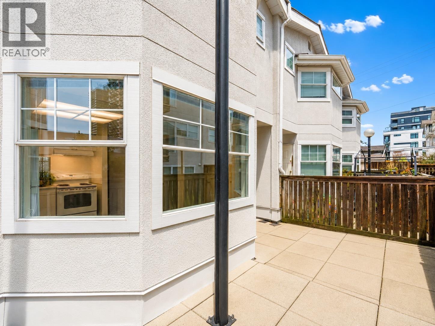 3305 Clive Avenue, Vancouver, British Columbia  V5R 4V4 - Photo 9 - R3120883