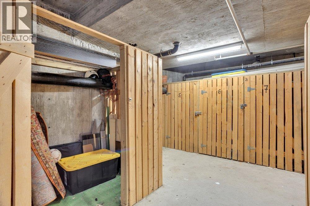 26 2375 W Broadway, Vancouver, British Columbia  V6K 2E6 - Photo 32 - R3120579