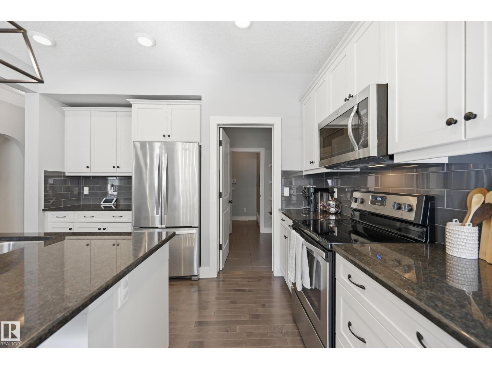 2413 San Fortunato St Nw, Edmonton, Alberta  T5E 6W2 - Photo 9 - E4486353