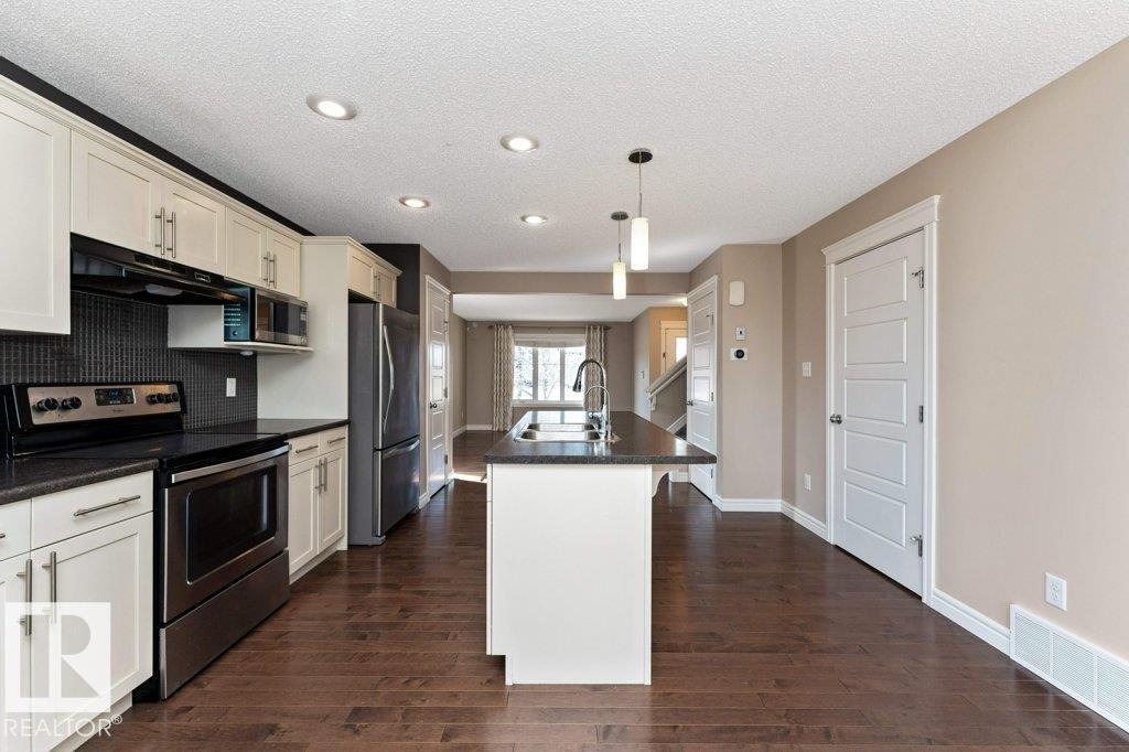 2146 Trumpeter Wy Nw, Edmonton, Alberta  T5S 0G4 - Photo 14 - E4486354