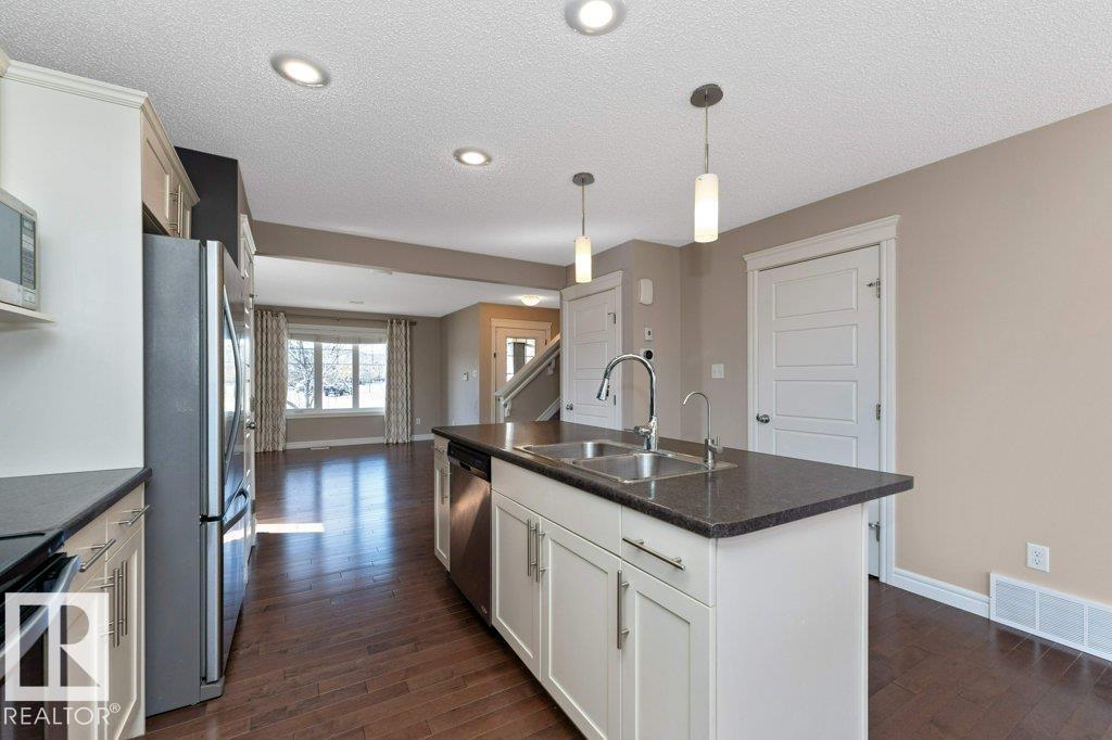 2146 Trumpeter Wy Nw, Edmonton, Alberta  T5S 0G4 - Photo 15 - E4486354