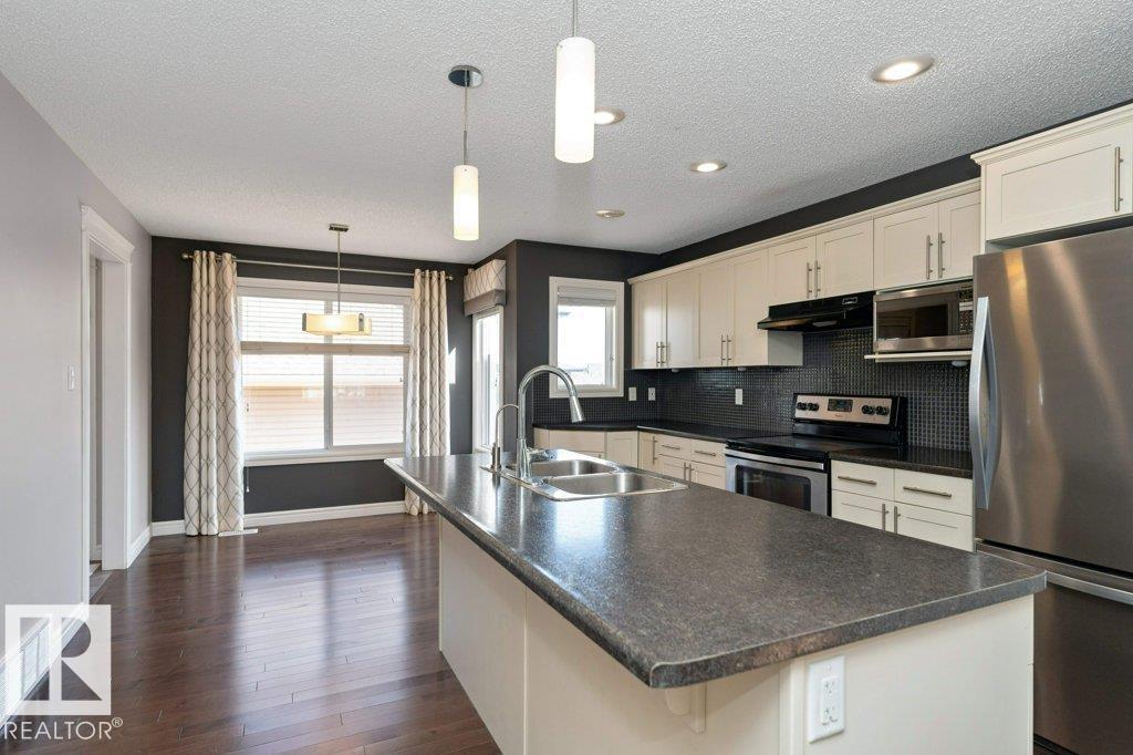 2146 Trumpeter Wy Nw, Edmonton, Alberta  T5S 0G4 - Photo 16 - E4486354