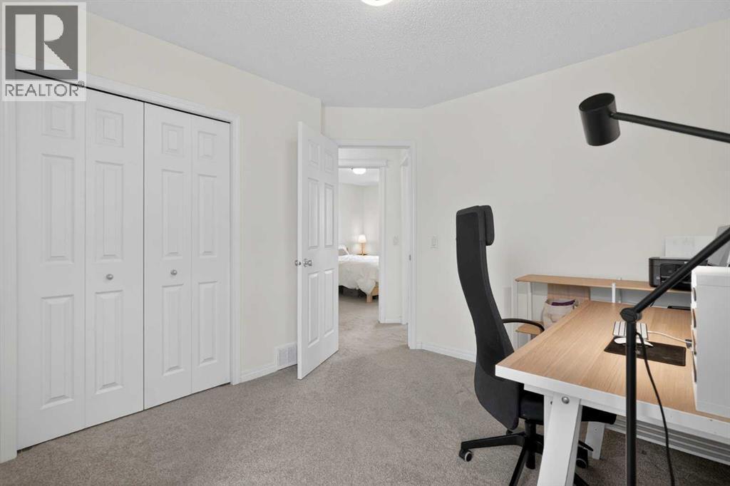 8050 Cougar Ridge Avenue SW, Calgary, Alberta  T3H 5S5 - Photo 23 - A2307954