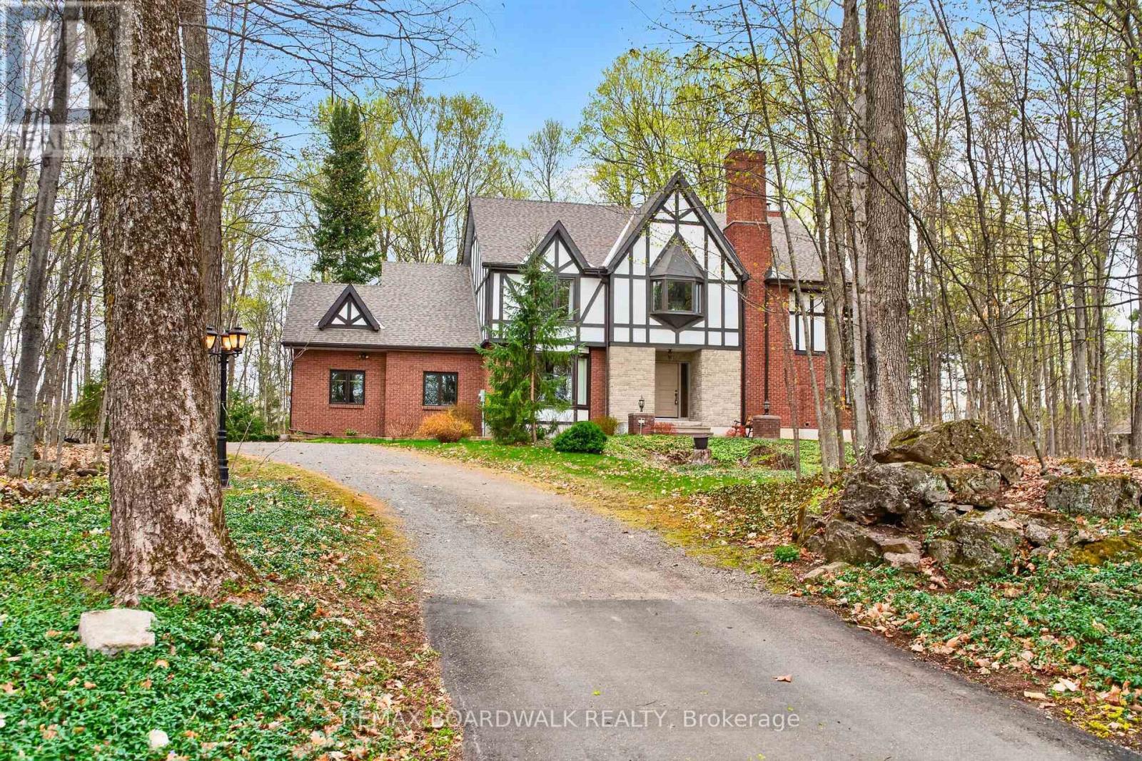 127 MARGARET ANNE DRIVE, Ottawa, Ontario