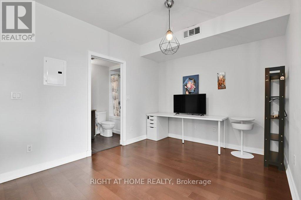 1406 - 238 Besserer Street, Ottawa, Ontario  K1N 6B1 - Photo 18 - X13098740