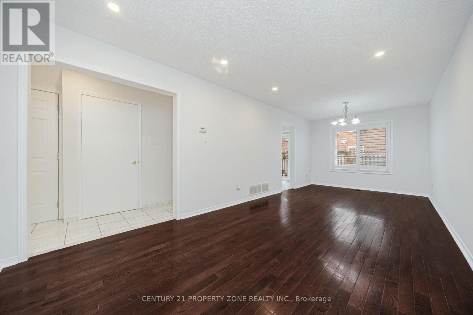 160 Torrance Woods, Brampton, Ontario  L6Y 4K2 - Photo 10 - W13094190