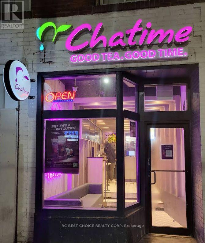 461 QUEEN STREET W, Toronto, Ontario