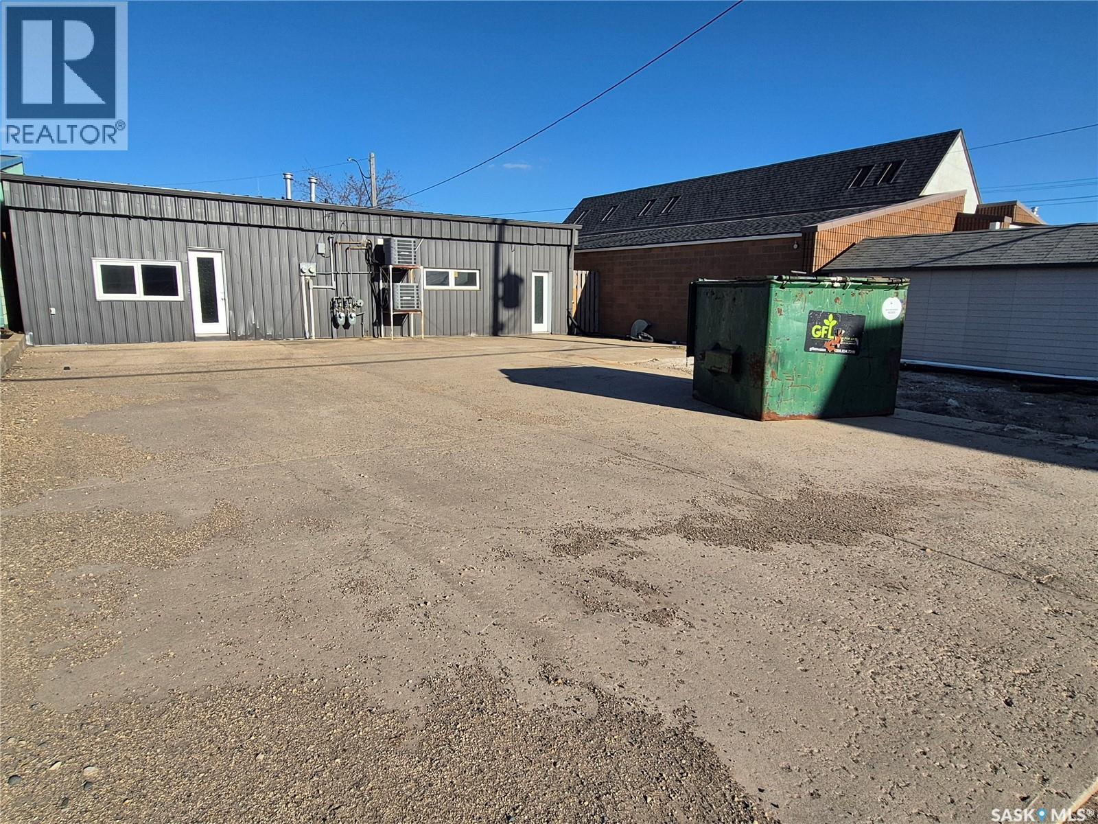 27-29 5th Street, Weyburn, Saskatchewan  S4H 0Y9 - Photo 9 - SK035288