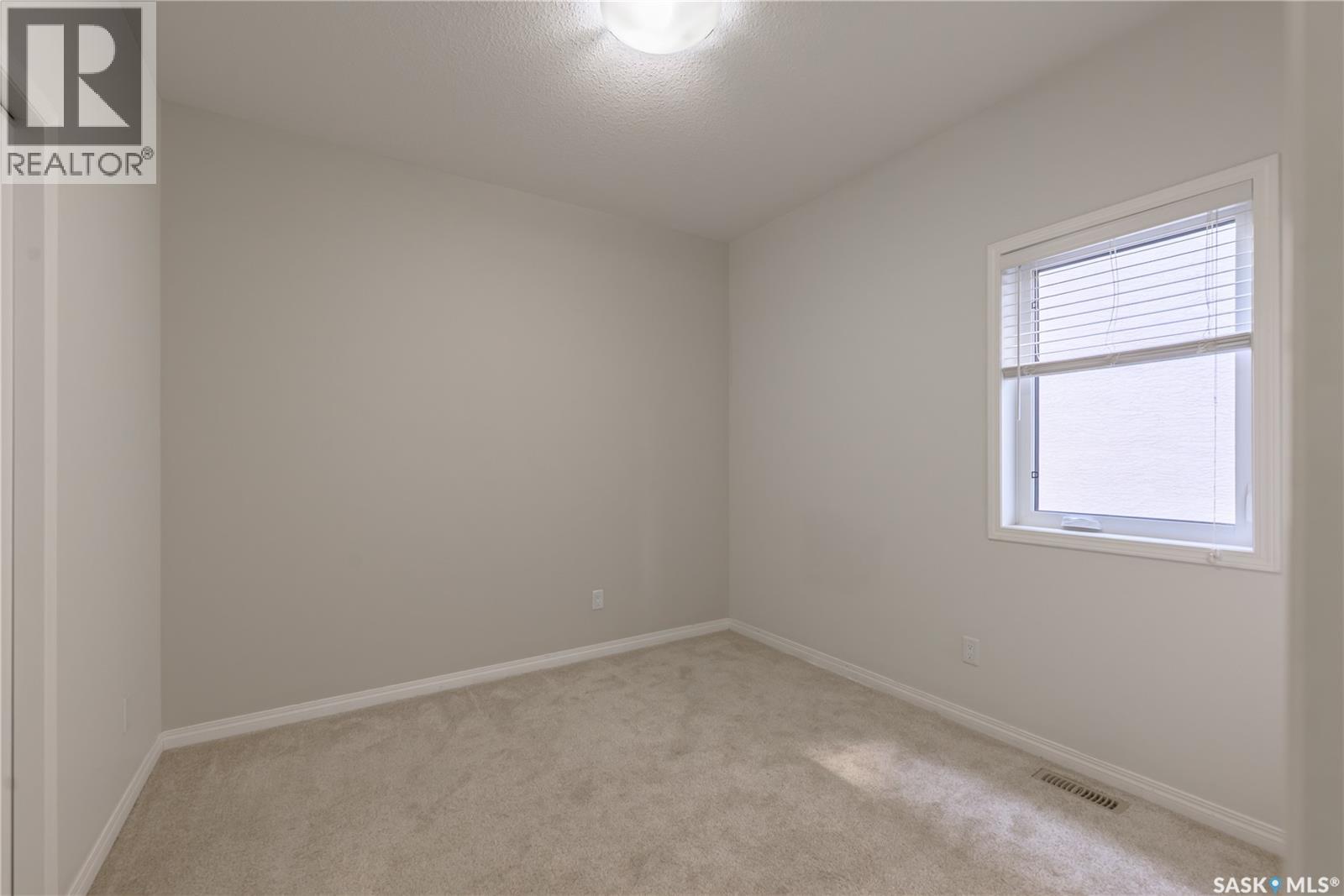5549 Waterer Road, Regina, Saskatchewan  S4W 0N2 - Photo 11 - SK035161