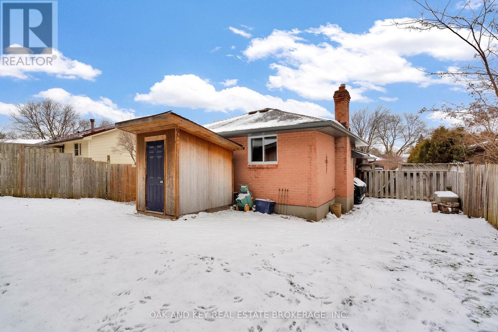 63 Dundee Court, London South, Ontario  N6C 5E4 - Photo 27 - X12911122