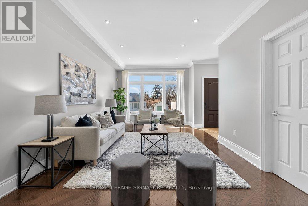 61b Bexhill Avenue, Toronto, Ontario  M1L 3B7 - Photo 5 - E13098722