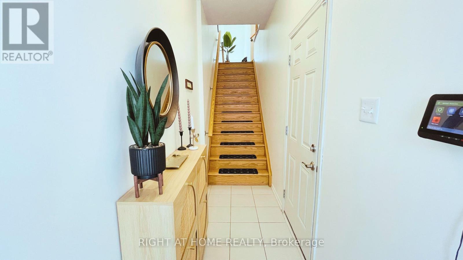 2372 CHEVRON PRINCE PATH, Oshawa, Ontario