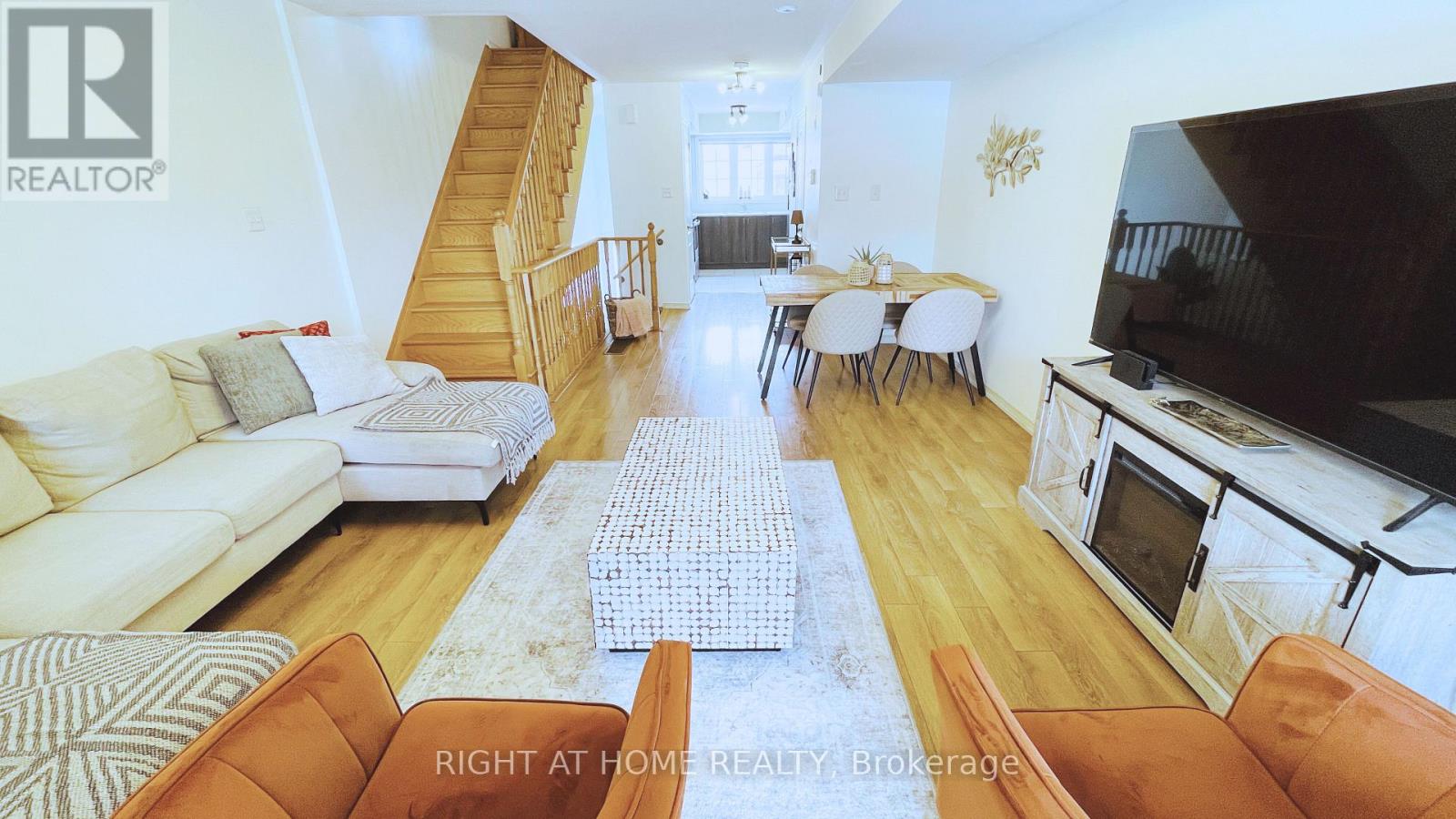 2372 Chevron Prince Path, Oshawa, Ontario  L1L 0K9 - Photo 10 - E13098758