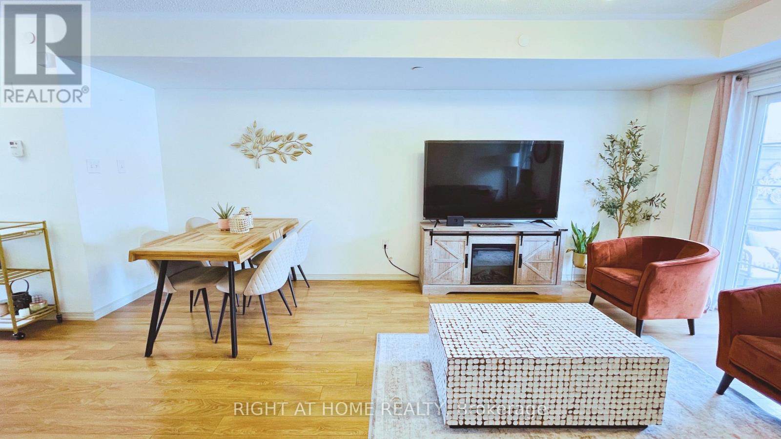 2372 Chevron Prince Path, Oshawa, Ontario  L1L 0K9 - Photo 8 - E13098758