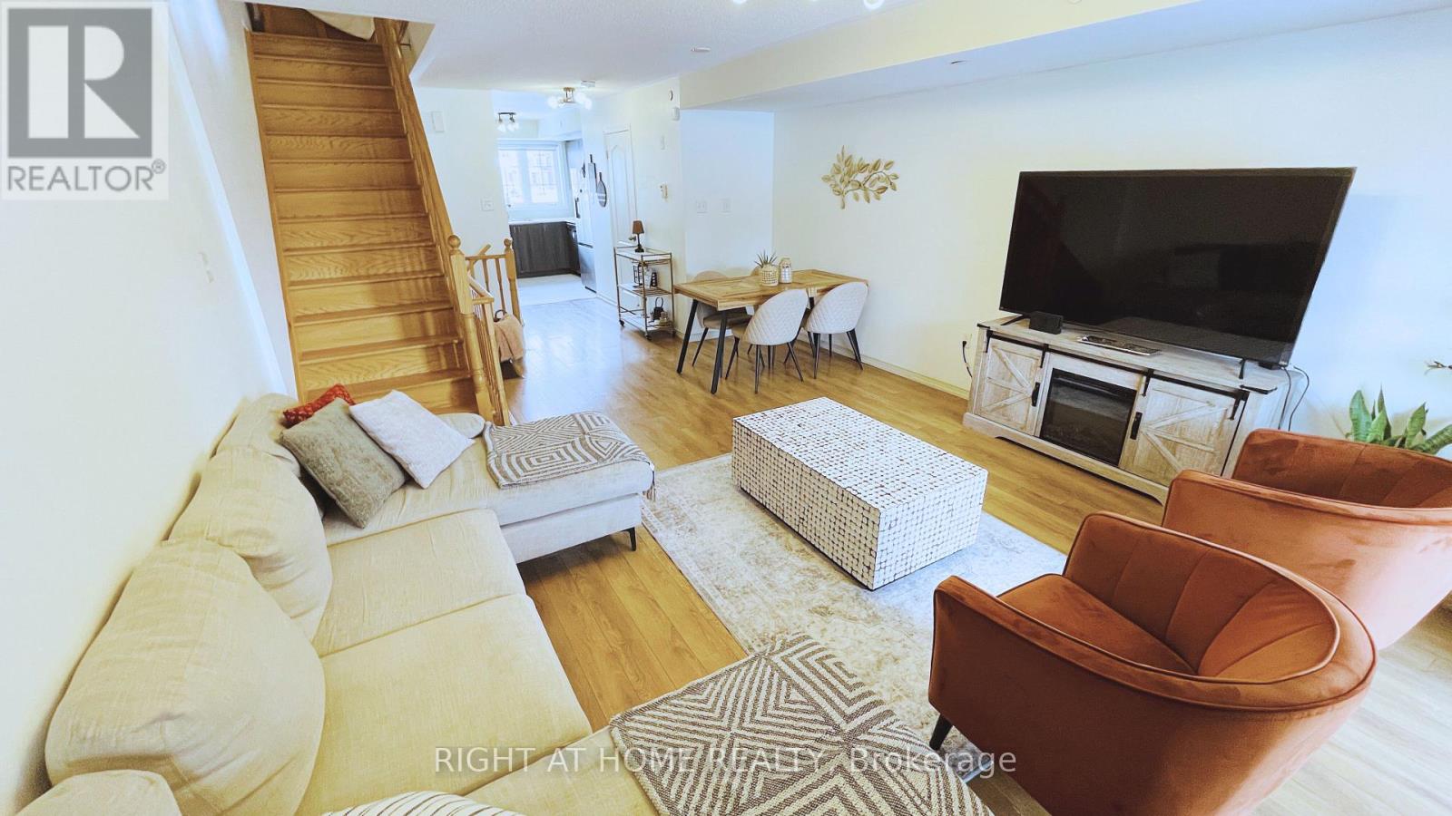 2372 Chevron Prince Path, Oshawa, Ontario  L1L 0K9 - Photo 9 - E13098758