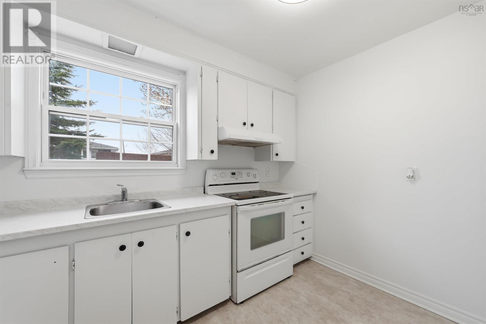 18 Roblea Drive, Dartmouth, Nova Scotia  B2W 1Y7 - Photo 12 - 202610128