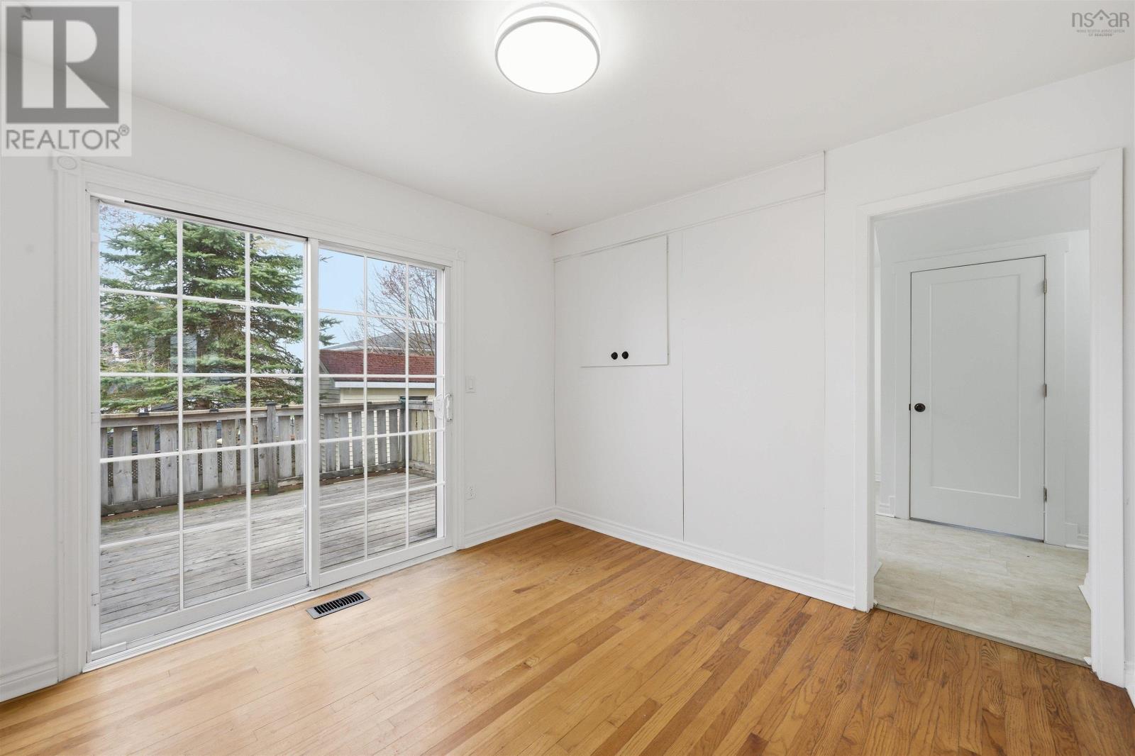 18 Roblea Drive, Dartmouth, Nova Scotia  B2W 1Y7 - Photo 10 - 202610128