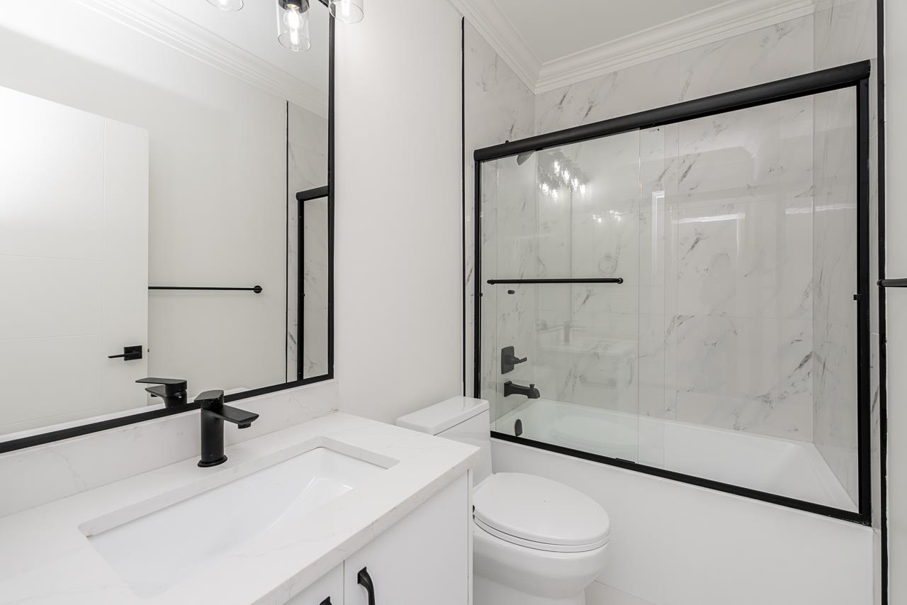 2 14259 S Park Drive, Surrey, British Columbia  V3R 5P1 - Photo 16 - R3120021