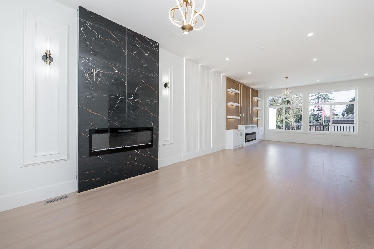 2 14259 S Park Drive, Surrey, British Columbia  V3R 5P1 - Photo 3 - R3120021