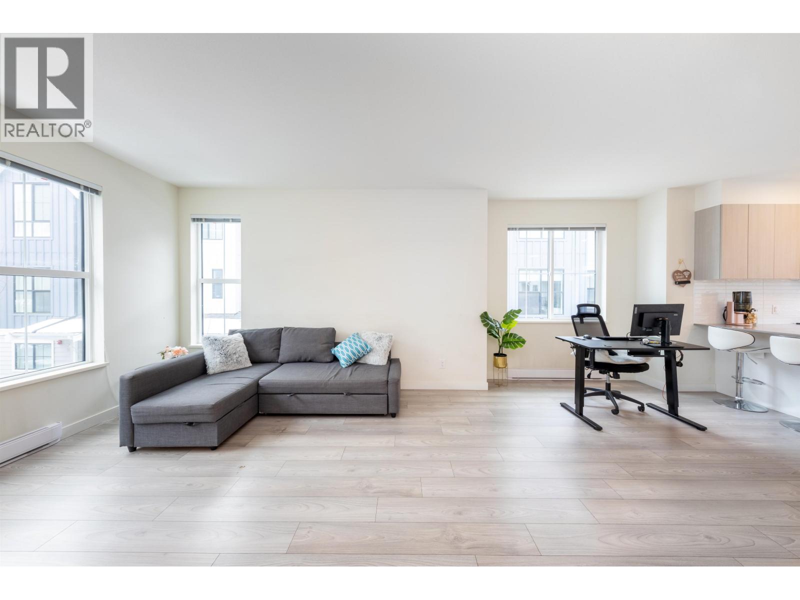 123 488 Furness Street, New Westminster, British Columbia  V3M 0M1 - Photo 3 - R3113794
