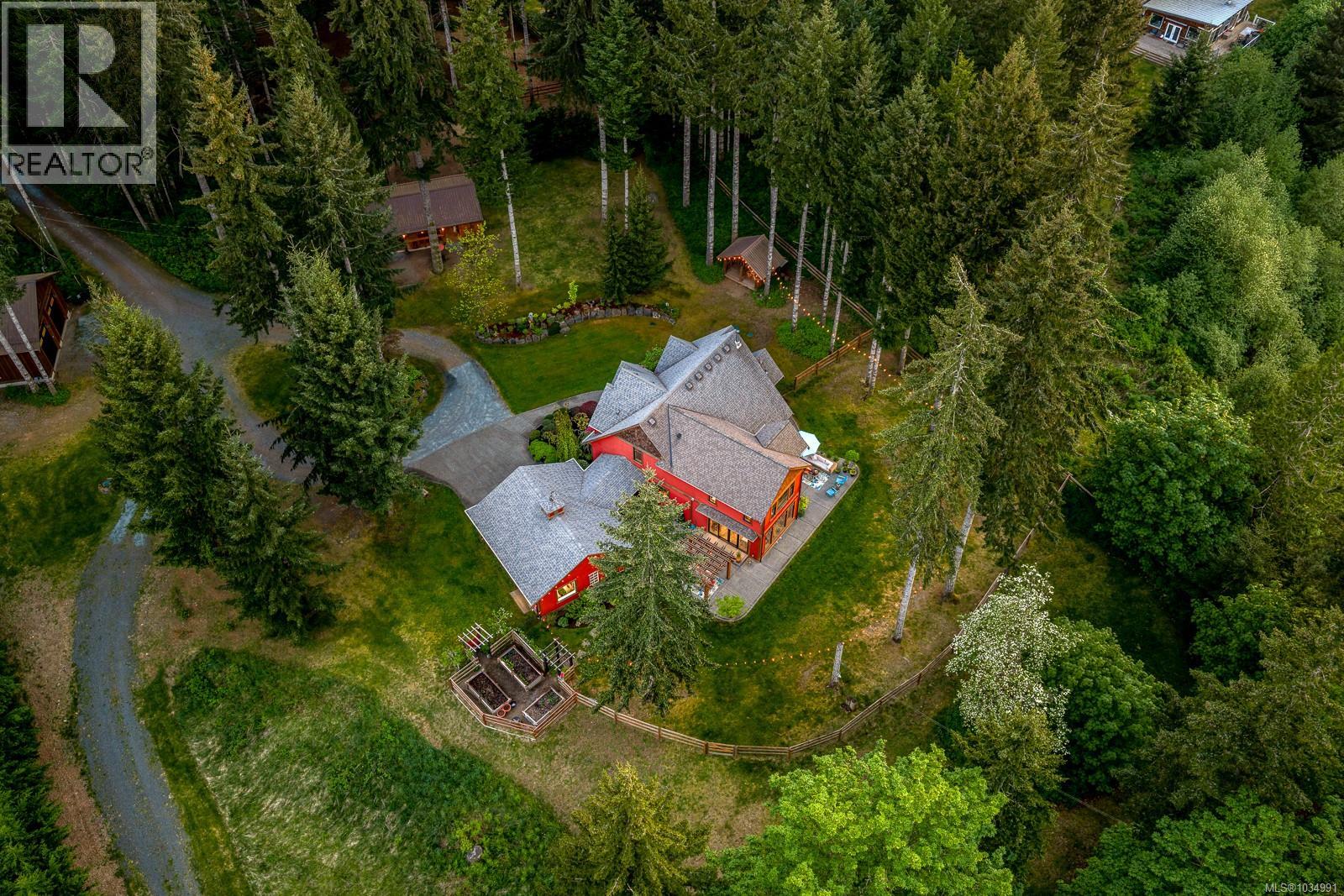 9520 Sarmma Rd, Black Creek, British Columbia  V9J 1Y9 - Photo 3 - 1034991