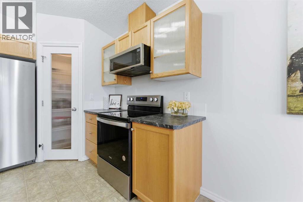 40 Royal Birch Mount Nw, Calgary, Alberta  T3G 5W9 - Photo 18 - A2302635