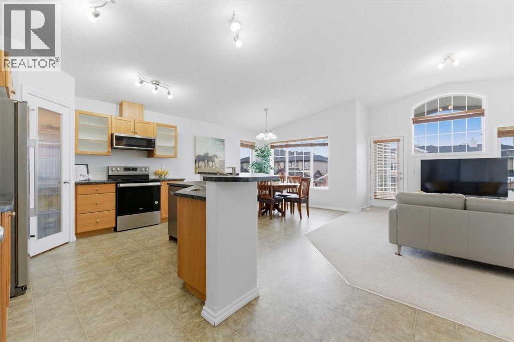 40 Royal Birch Mount Nw, Calgary, Alberta  T3G 5W9 - Photo 14 - A2302635