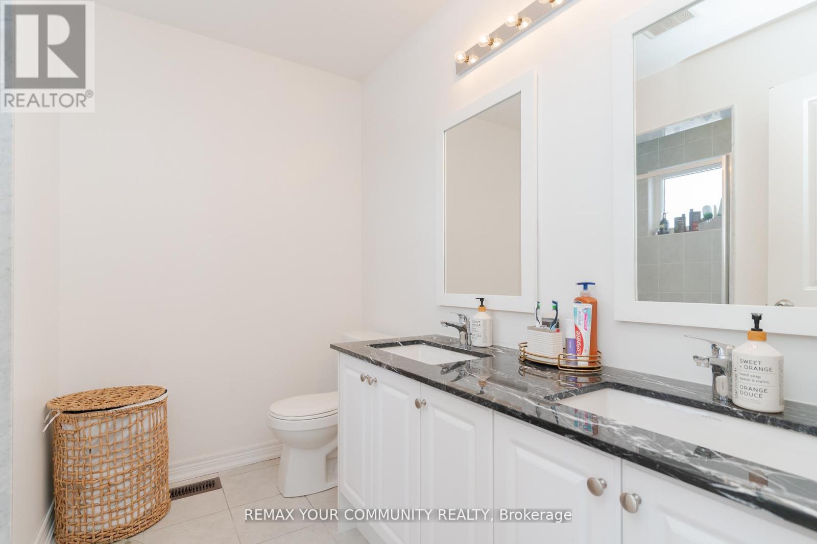 12 Globemaster Lane, Richmond Hill, Ontario  L4E 1H3 - Photo 24 - N13098476