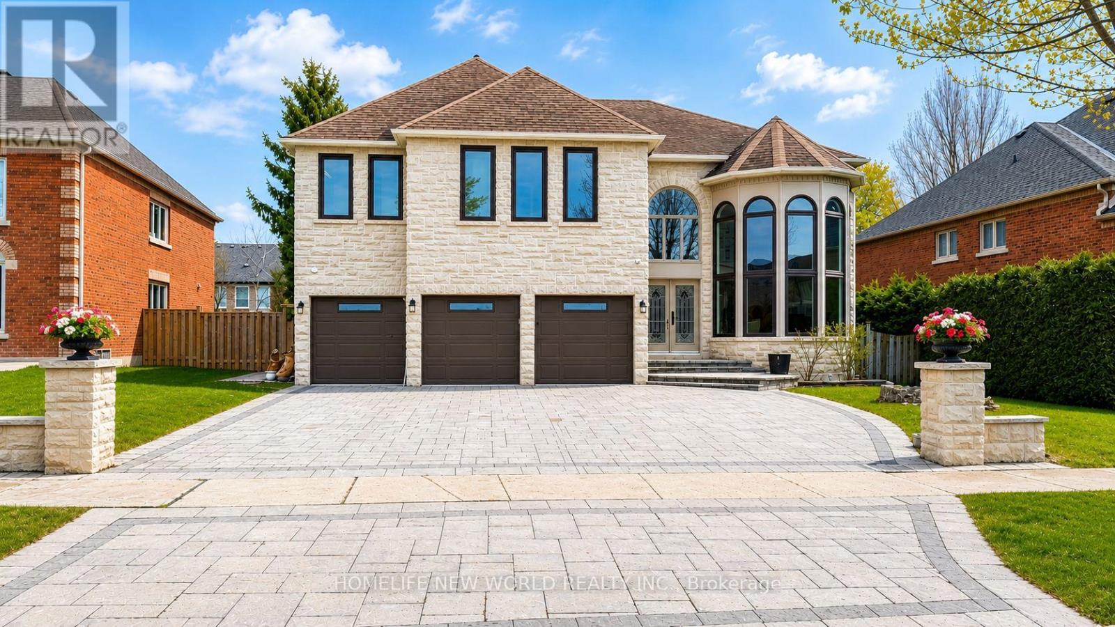 1149 SECRETARIATE ROAD, Newmarket, Ontario