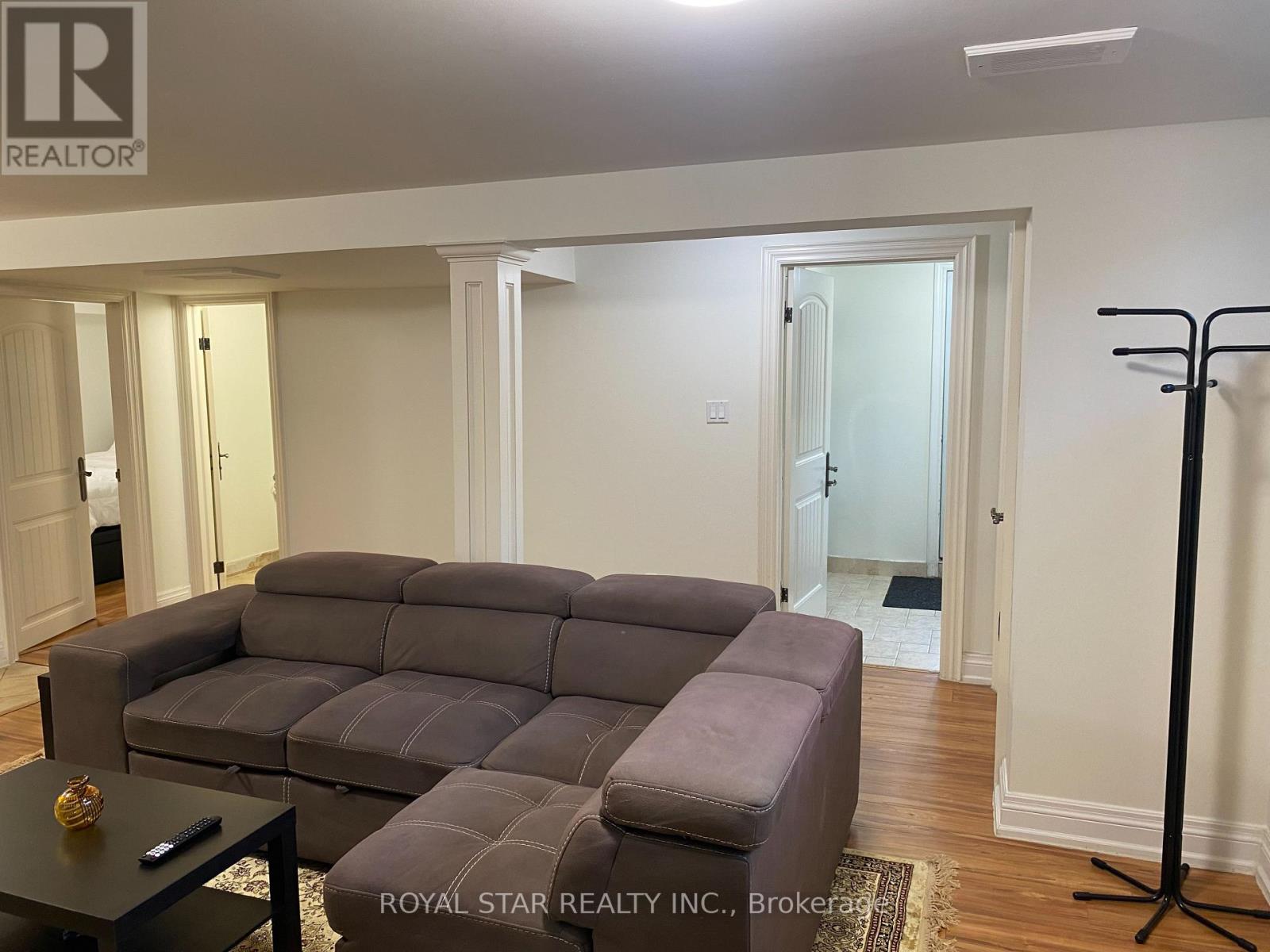 Bsmt - 48 Sunnywood Crescent, Richmond Hill (South Richvale), Ontario  L4C 6W3 - Photo 5 - N13098664