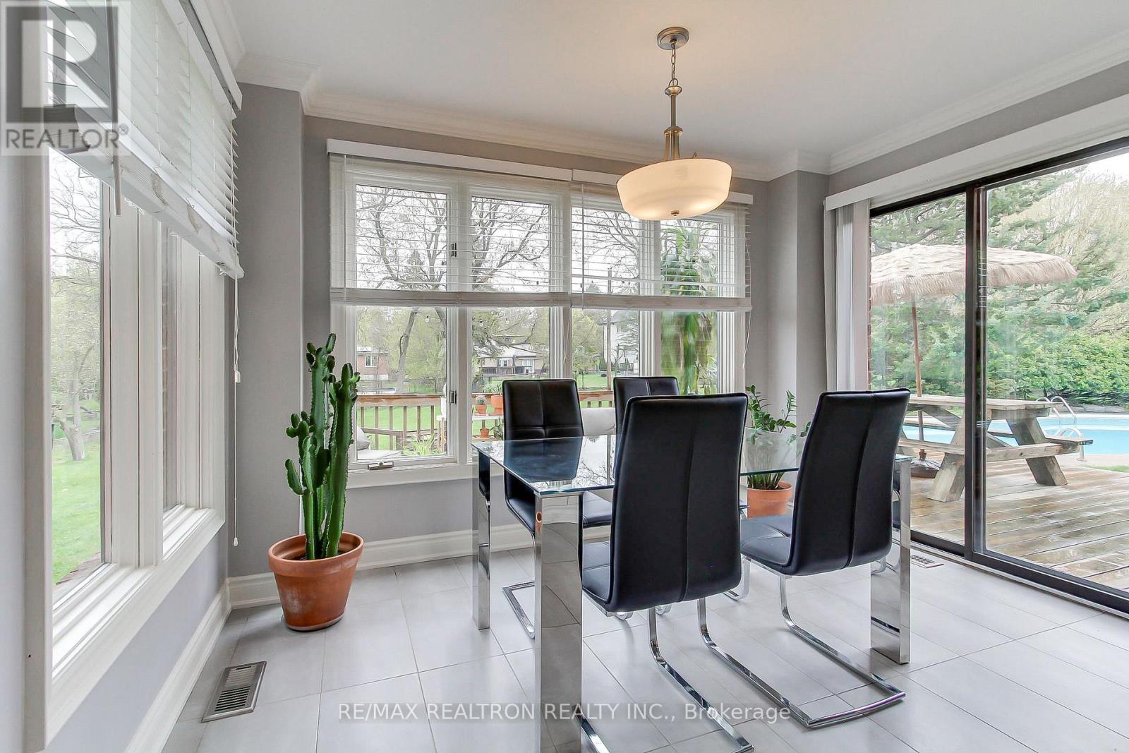 44 Ward Avenue, East Gwillimbury, Ontario  L0G 1V0 - Photo 12 - N13098766
