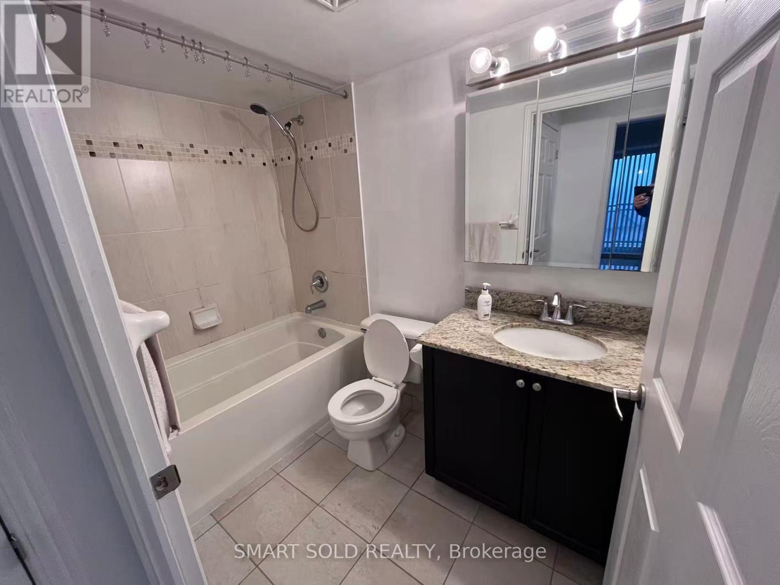 512 - 73 King William Crescent, Richmond Hill (Langstaff), Ontario  L4B 0C2 - Photo 5 - N13098774