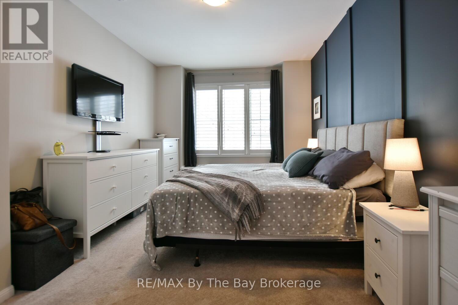 37 Berkshire Avenue, Wasaga Beach, Ontario  L9Z 0G3 - Photo 16 - S12842220